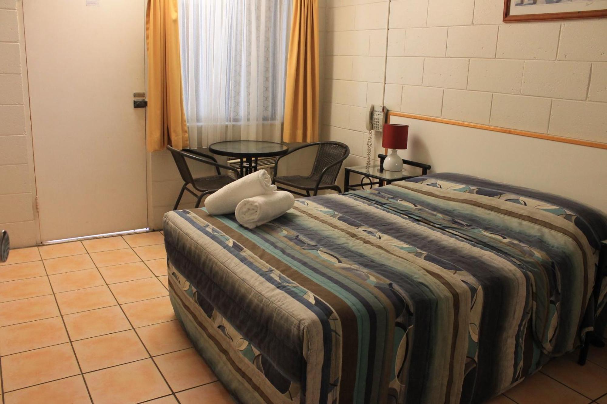 Oasis Inn Apartments Cairns Zewnętrze zdjęcie